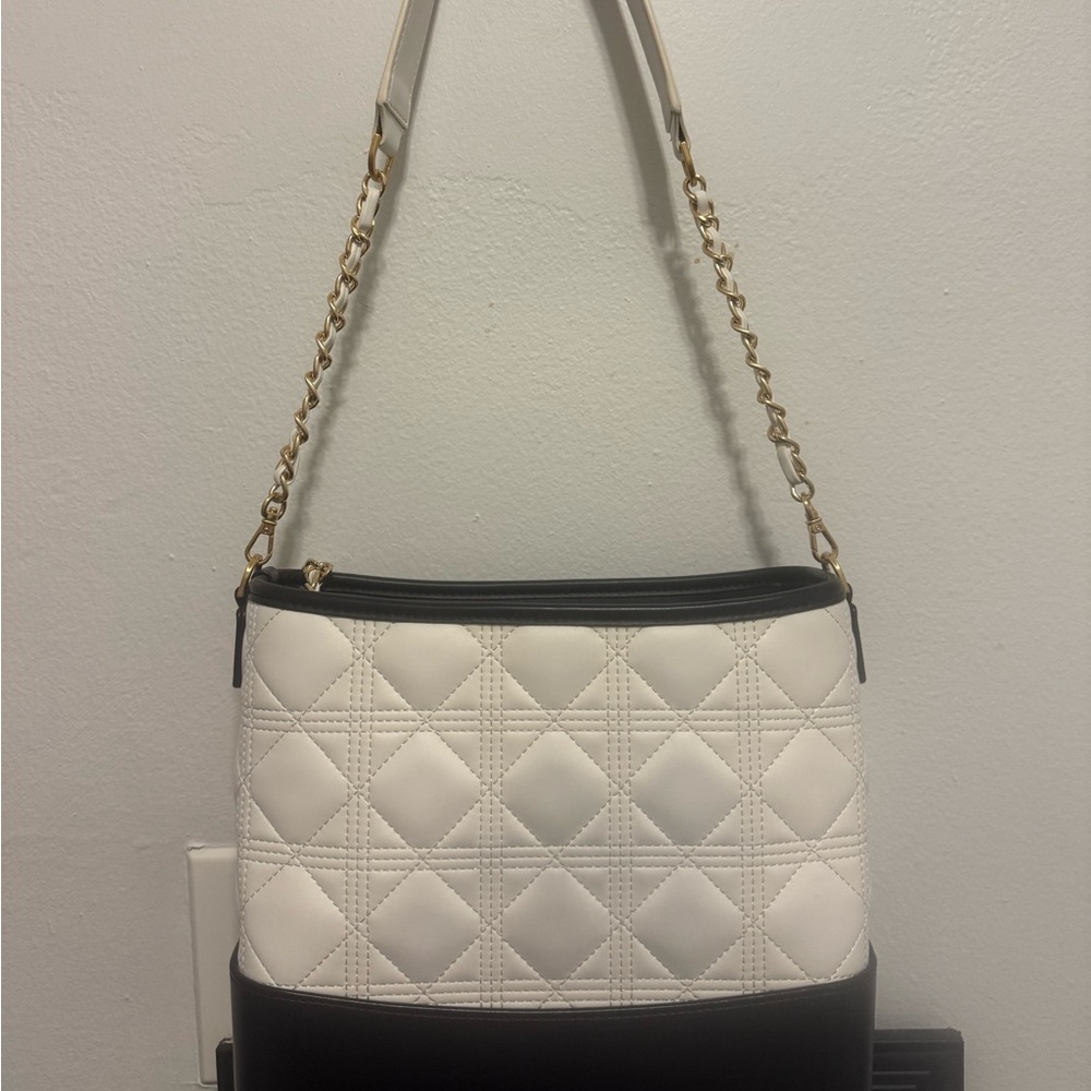Carlyn bag